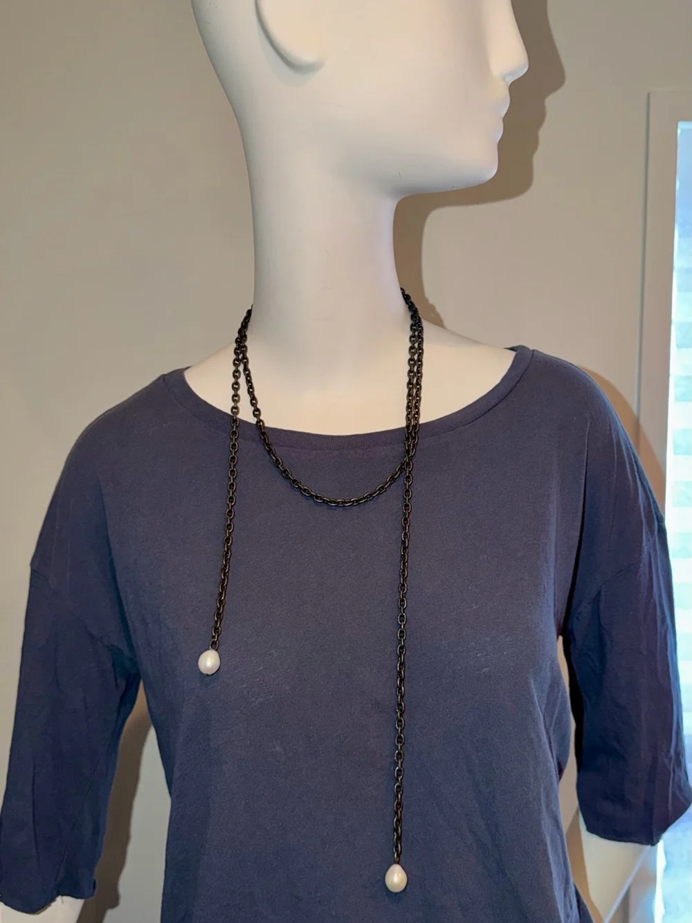 Source Unknown Black Long Lariat Chain Necklace with White Pearl Drops
